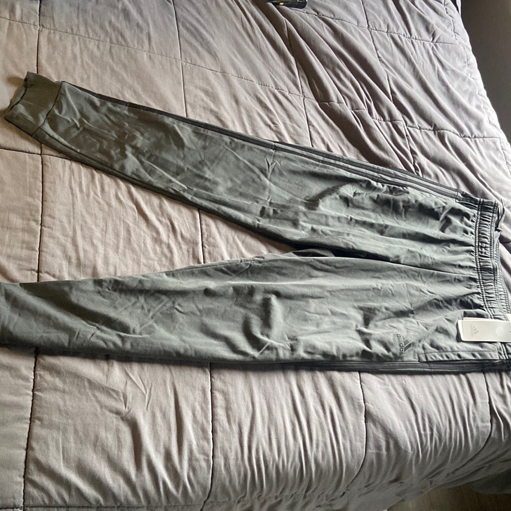 Adidas sweatpants